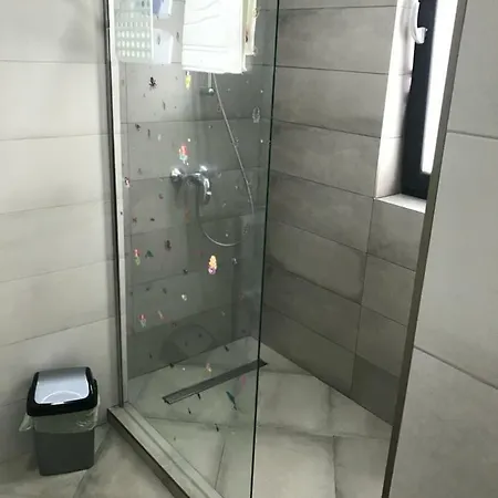 Apartament Cristina By The Sea דירה
